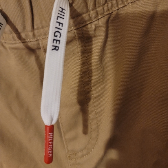 Boys Tommy Hilfiger Cargo Pants 💙 - Picture 4 of 4